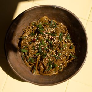 cha soba en salsa