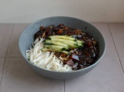 receta jjajangmyeon