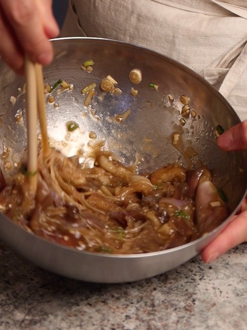 ensalada de berenjenas chinas paso a paso 6