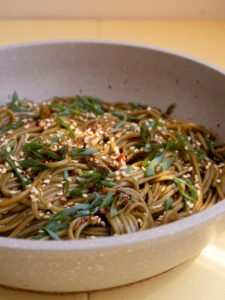 fideos soba en salsa de sesamo 3