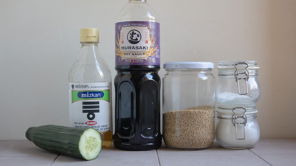 ingredientes para onigiri de pepino