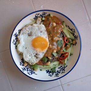 banmian-fideos-chinos-con-salsa-de-cacahuete
