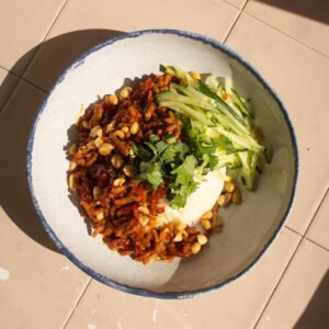 Arroz con carne en salsa gochujang