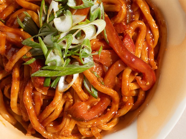 Fideos udon con salsa gochujang 2