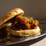 Hamburguesa de pollo con salsa gohucjang H1