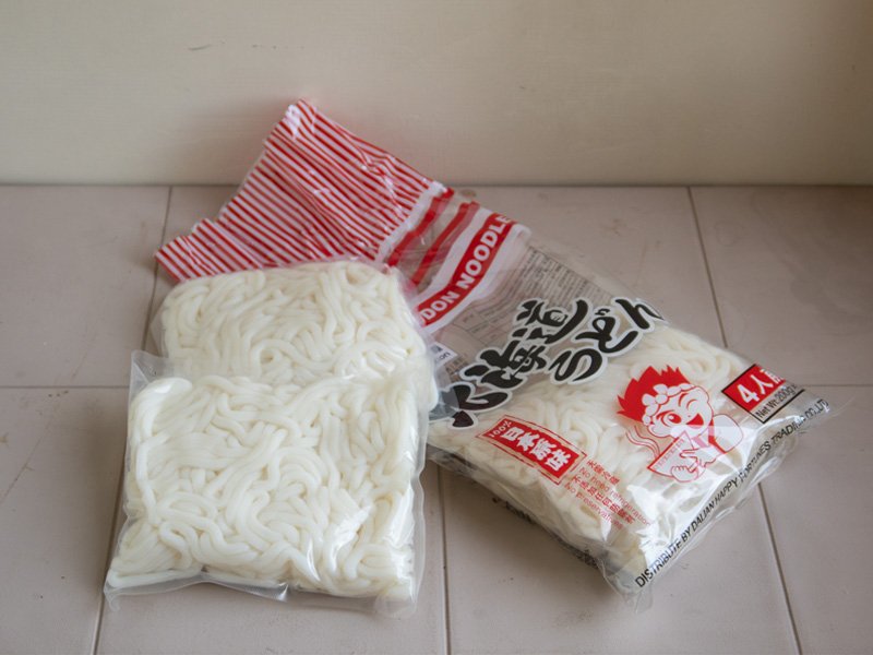 Ingredientes para fideos udon con salsa gochujang