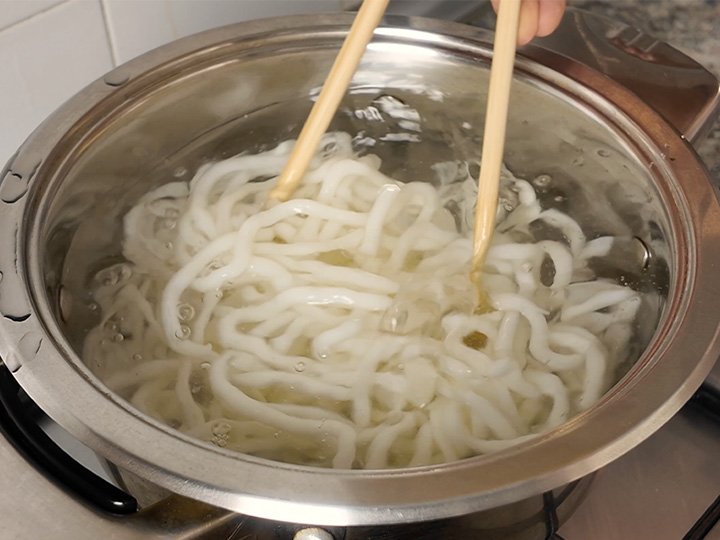 fideos udon con salsa gochujang paso a paso 1